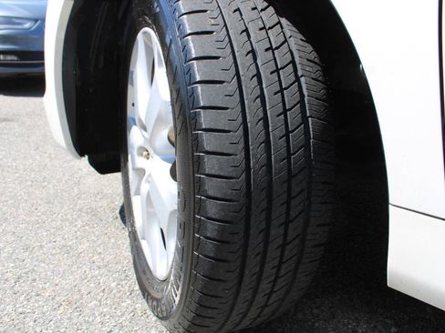 Used 2010 Honda Crosstour EX-L image 17