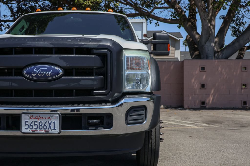 Used 2015 Ford F550 2WD Crew Cab Super Duty image 7