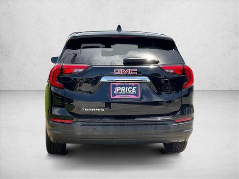 Used 2021 GMC Terrain SLE FWD image 4