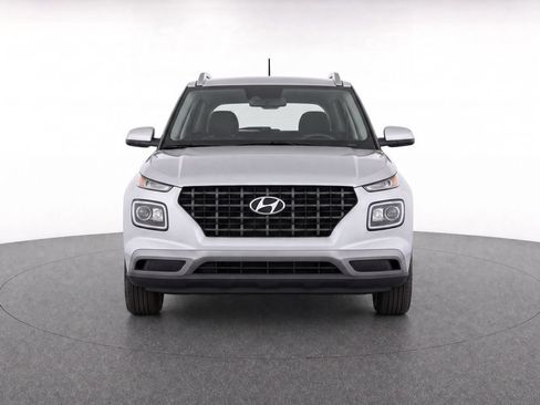 New 2026 Hyundai Venue SEL FWD image 5