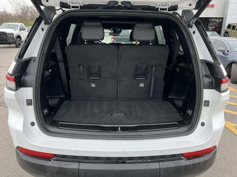 Certified 2023 Jeep Grand Cherokee L Laredo image 13