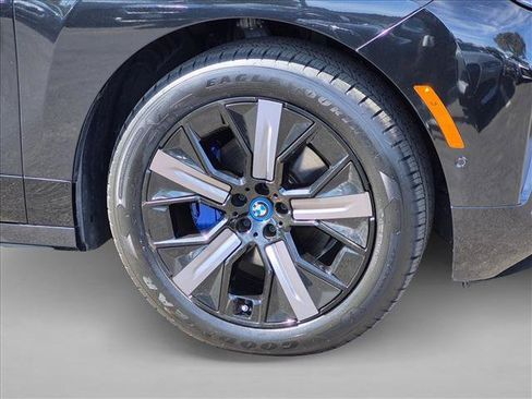 Certified 2024 BMW iX xDrive50 w/ Sport Package AWD/4WD image 25