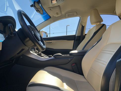 Used 2015 Lexus NX 200t FWD image 16