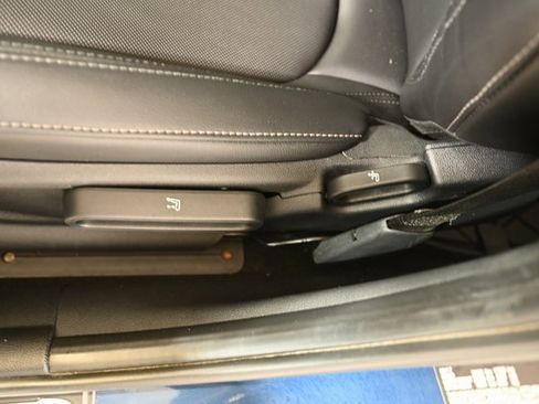 Used 2018 MINI Cooper S image 23