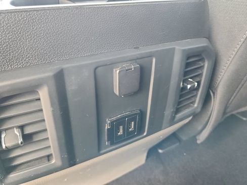 Used 2019 Ford F150 XL w/ Equipment Group 101A Mid AWD/4WD image 18