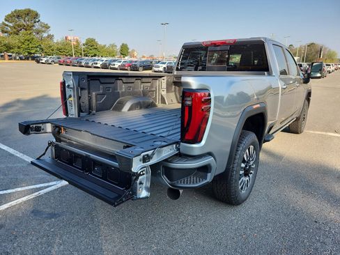 New 2026 GMC Sierra 2500 Denali Ultimate image 8