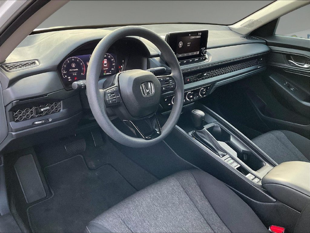 Used 2024 Honda Accord EX image 8
