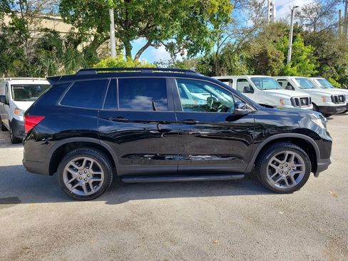 Used 2023 Honda Passport EX-L image 9