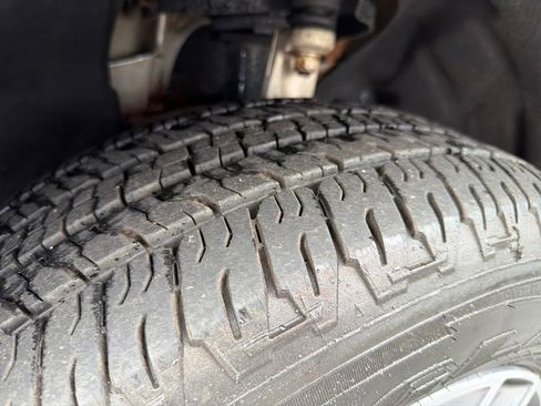 Used 2018 Jeep Grand Cherokee Limited image 27