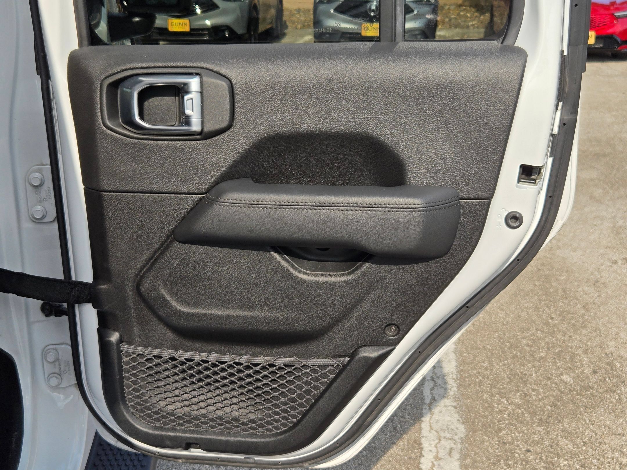 Used 2021 Jeep Wrangler Unlimited Sahara AWD/4WD image 26