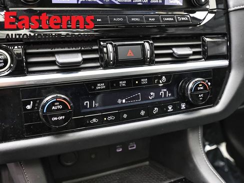 Used 2023 Nissan Pathfinder SL w/ SL Premium Package image 19