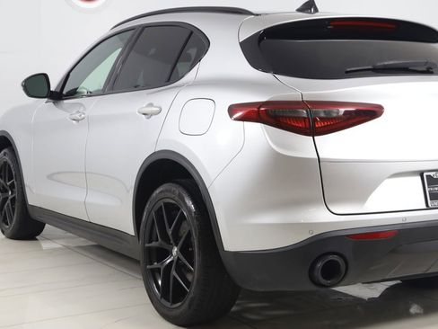 Used 2019 Alfa Romeo Stelvio w/ Nero Edizione RWD image 23