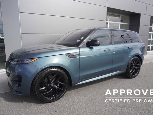 Used 2023 Land Rover Range Rover Sport SE Dynamic image 3