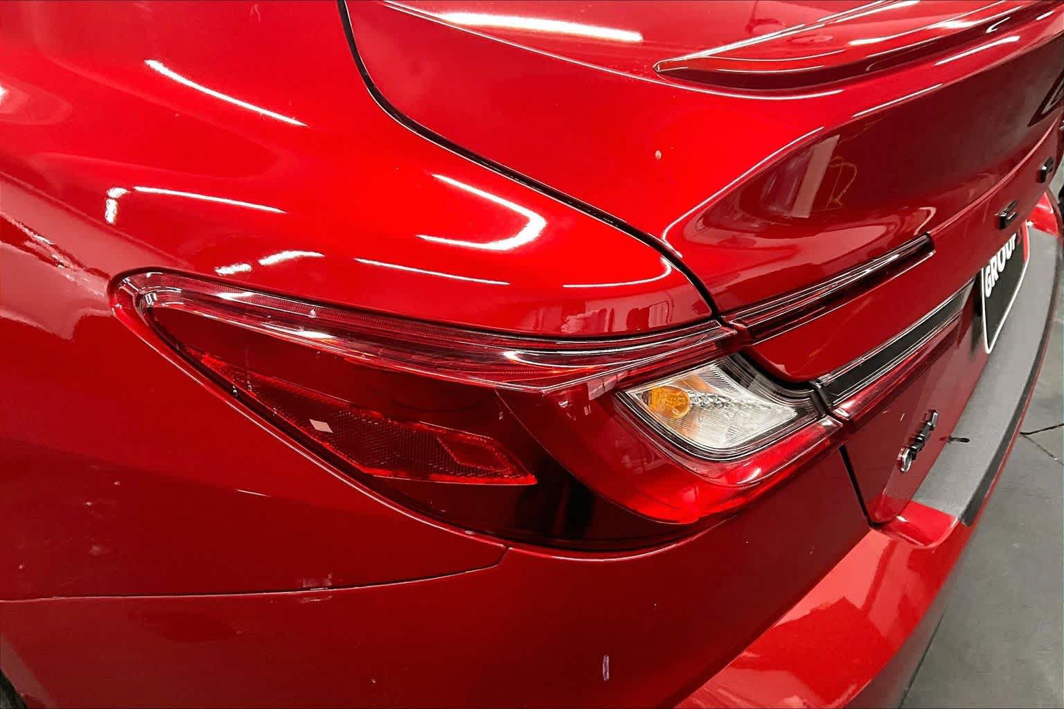 Used 2025 Toyota Camry SE w/ Convenience Package FWD image 28
