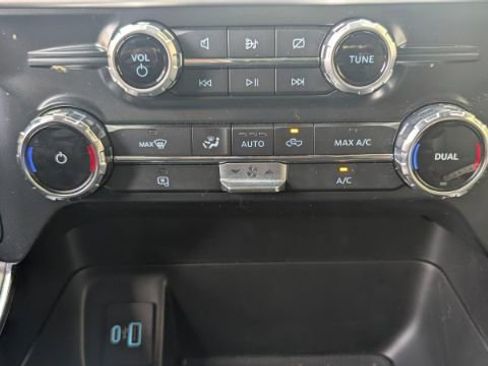 Used 2022 Ford F150 Lightning Pro image 32