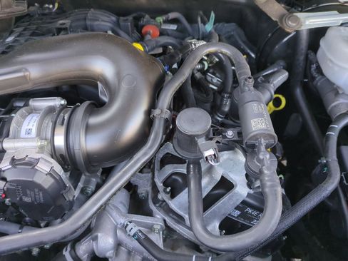 Used 2024 Ford Transit 250 Low Roof w/ Exterior Upgrade Package image 18