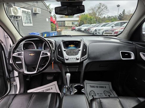 Used 2012 Chevrolet Equinox LTZ image 17