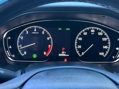 Used 2018 Honda Accord Touring image 27