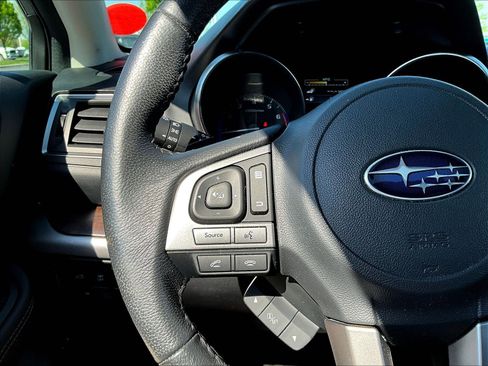 Used 2017 Subaru Outback 2.5i Limited AWD/4WD image 11