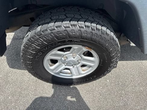 Used 2016 Jeep Wrangler Unlimited Sport w/ Connectivity Group AWD/4WD image 9