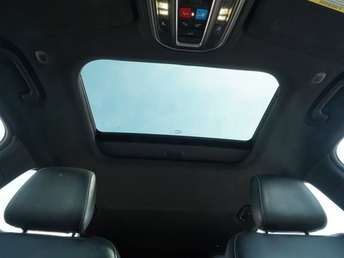 Used 2025 Jeep Grand Cherokee L Altitude image 12