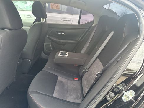 Used 2023 Nissan Sentra SR w/ Midnight Edition Package image 8