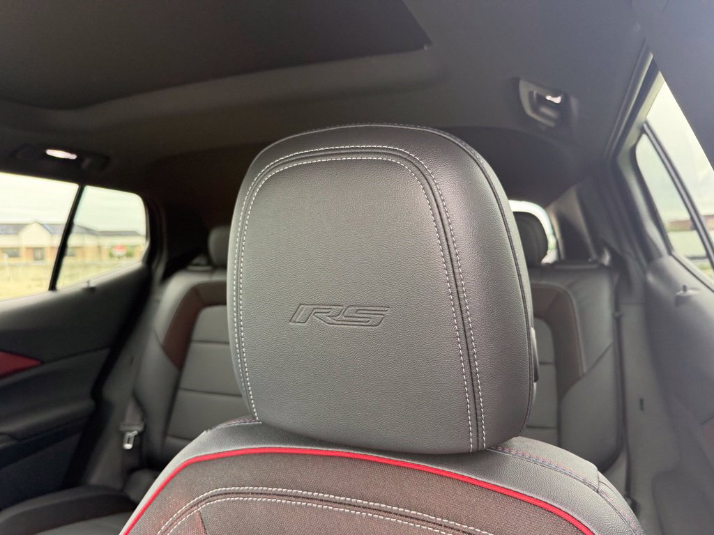Used 2025 Chevrolet Equinox EV RS FWD image 29