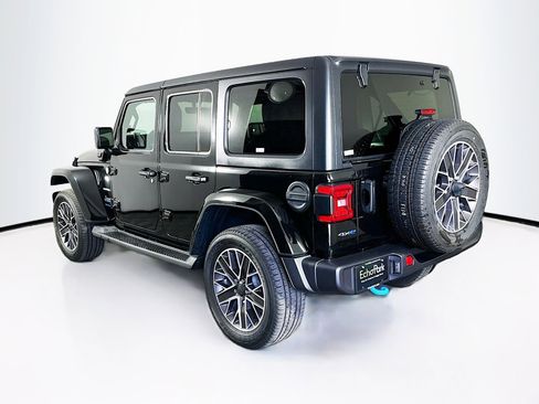 Used 2023 Jeep Wrangler Sahara w/ Cold Weather Group image 5