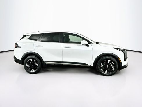 Used 2026 Kia Sportage LX FWD image 10