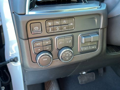 New 2026 Chevrolet Tahoe Premier image 13