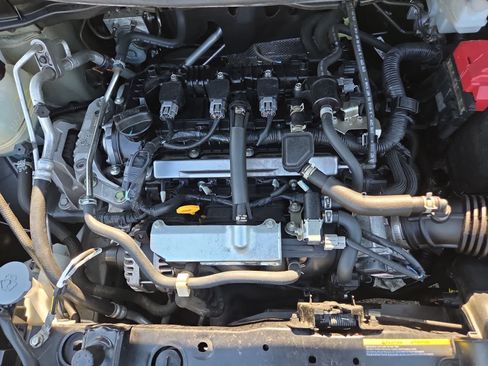 Used 2025 Nissan Versa S w/ Trunk Package FWD image 17