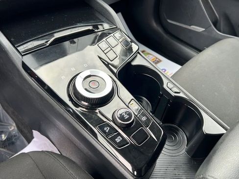 Certified 2023 Kia Sportage LX image 18