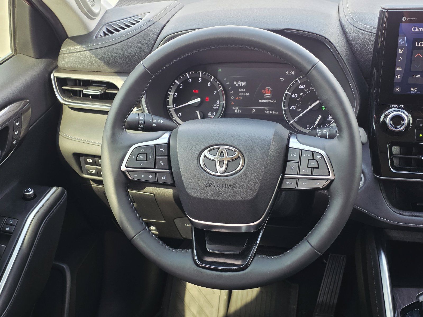 Used 2021 Toyota Highlander Limited FWD image 29