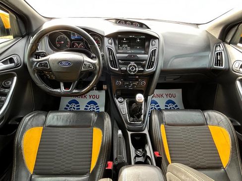 Used 2015 Ford Focus ST w/ Equipment Group 401A image 29