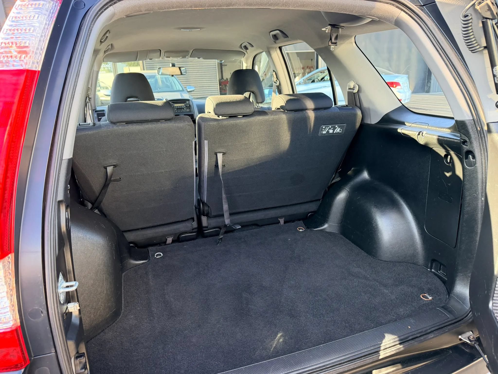 Used 2006 Honda CR-V LX image 15