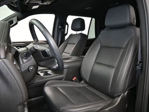 Used 2023 Chevrolet Tahoe Z71 w/ Luxury Package image 10