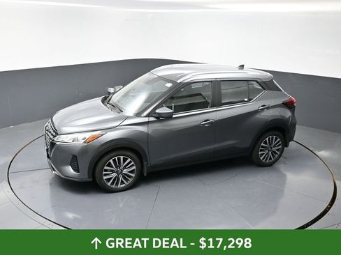 Used 2024 Nissan Kicks SV image 46