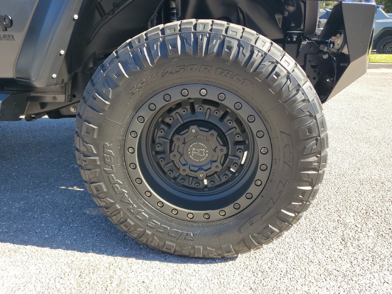 Used 2022 Jeep Wrangler Unlimited Sport AWD/4WD image 5