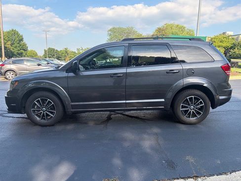 Used 2018 Dodge Journey SE FWD image 7
