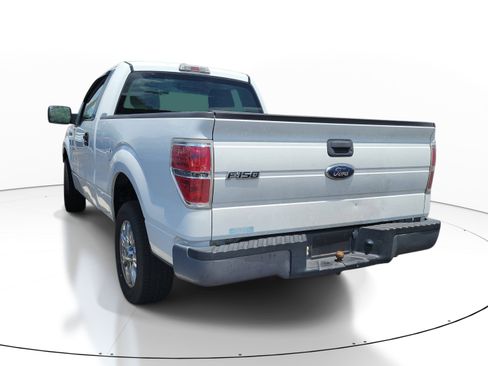 Used 2010 Ford F150 XL RWD image 4