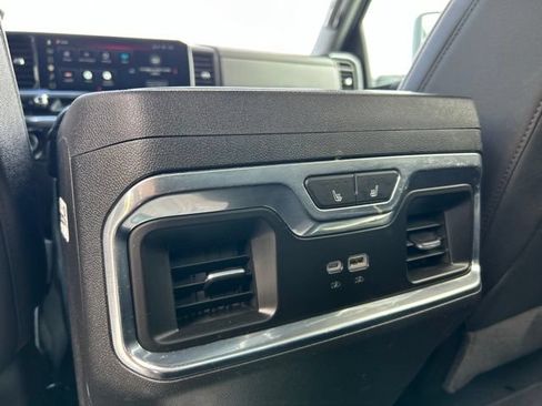 Used 2025 GMC Sierra 2500 SLT w/ SLT Convenience Package AWD/4WD image 13