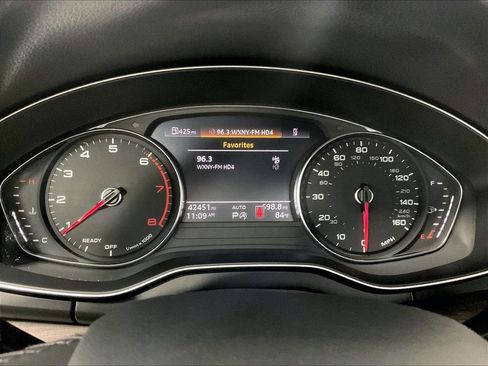 Used 2023 Audi Q5 2.0T Premium w/ Convenience Package AWD/4WD image 25