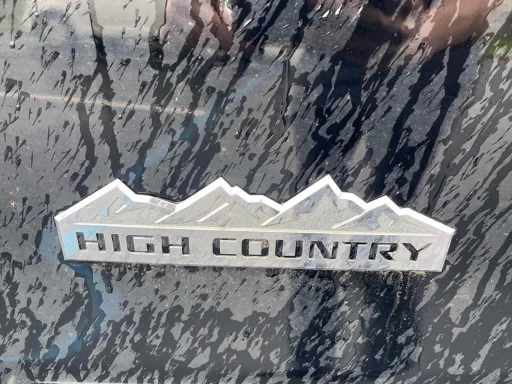 Used 2017 Chevrolet Silverado 1500 High Country AWD/4WD image 16