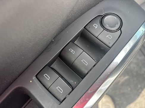 Used 2026 Chevrolet Traverse LT AWD/4WD image 14