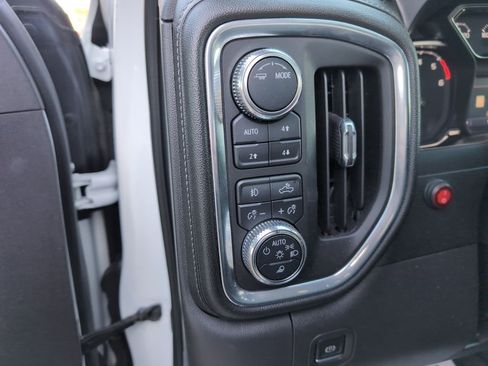 Used 2021 GMC Sierra 1500 SLT w/ SLT Convenience Package image 20