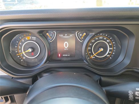 Used 2024 Jeep Wrangler Sport S image 19