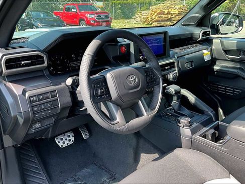 New 2025 Toyota Tacoma TRD Sport image 8