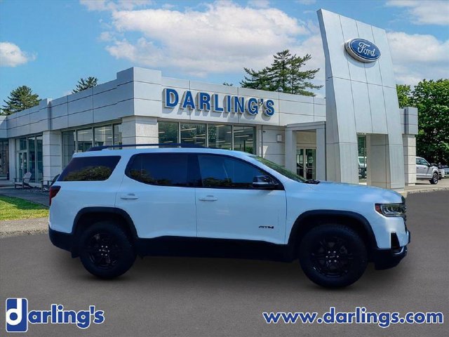 Used 2023 GMC Acadia AT4 w/ Technology Package AWD/4WD image 4