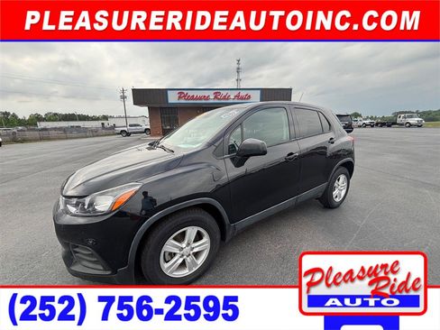 Used 2020 Chevrolet Trax LS w/ Tint and Cruise Package FWD image 1