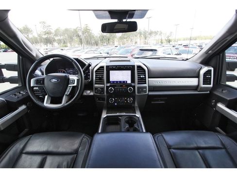 Used 2020 Ford F250 Lariat AWD/4WD image 12